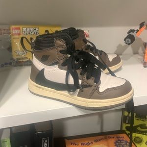 Travis Scott Infant Reps